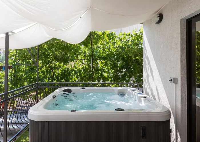 Apartamento Cukerina With Whirpool & Sauna Poreč