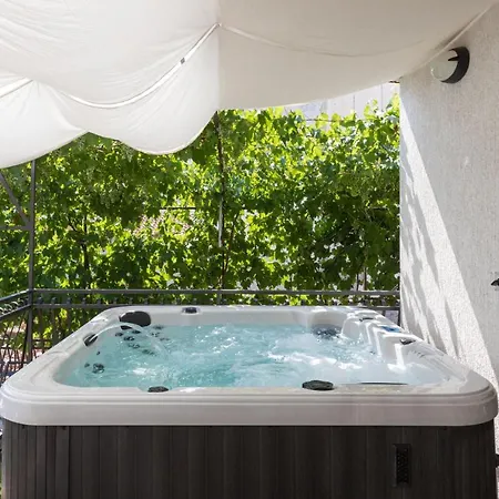 Apartment Cukerina With Whirpool & Sauna Porec
