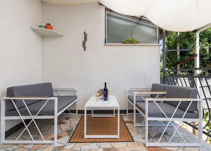 Cukerina With Whirpool & Sauna Apartment *