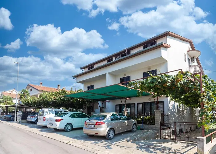 Cukerina With Whirpool & Sauna Apartment *