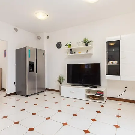 Cukerina With Whirpool & Sauna